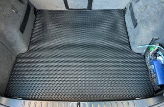 BMW E61 / Teppich im Kofferraum (EVA)